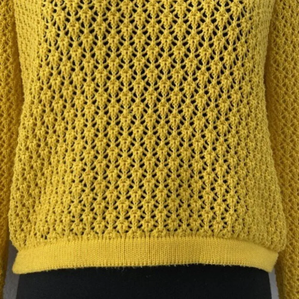 COMPANIA FANTASTICA Yellow Cropped Knit Sweater Medium